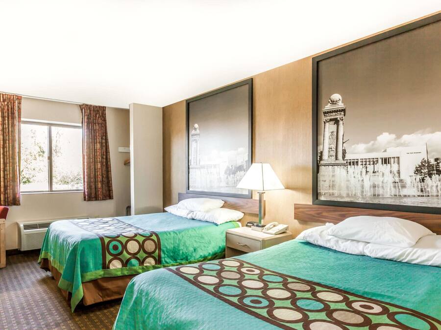 Double Room, 2 Katil Kelamin (Double) | Meja, seterika/papan seterika, katil bayi/kot (percuma)