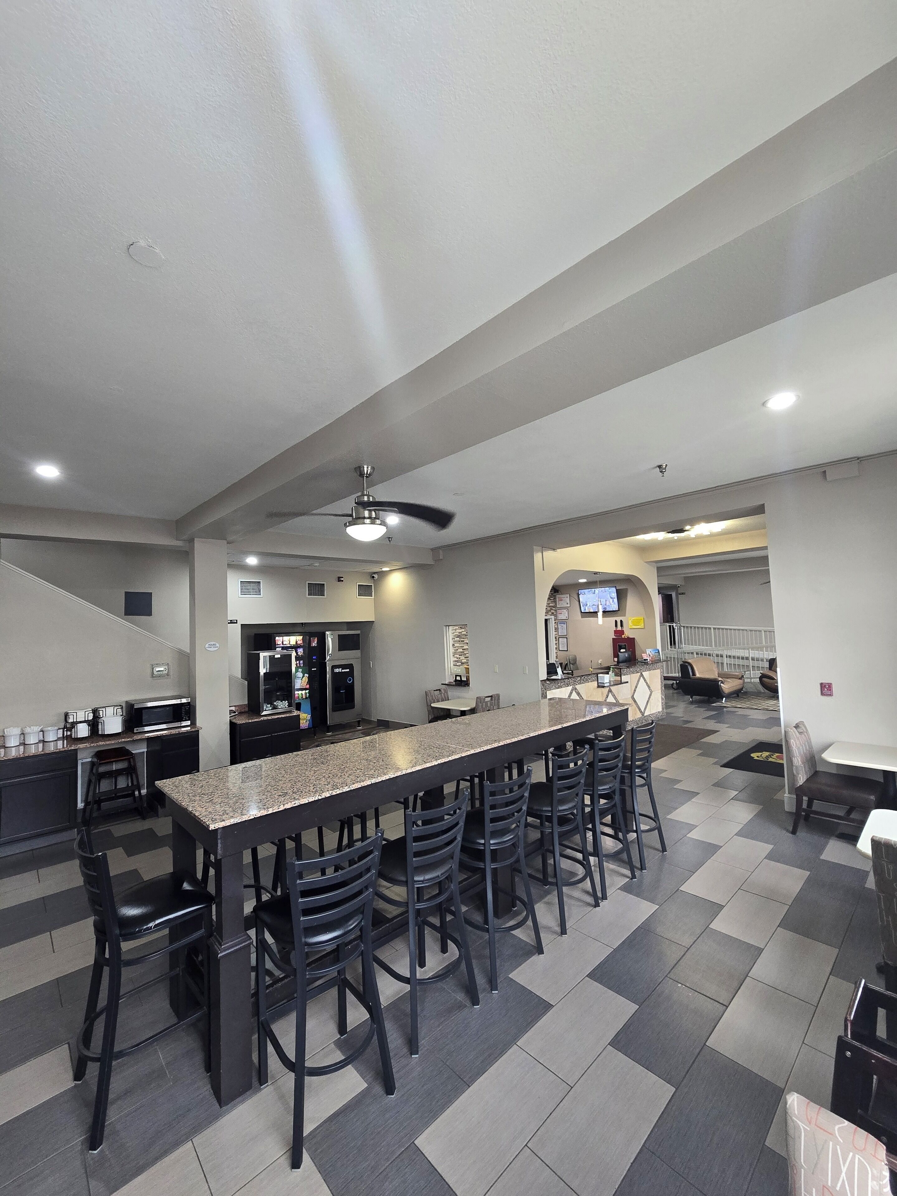 Petit déjeuner continental compris tous les jours