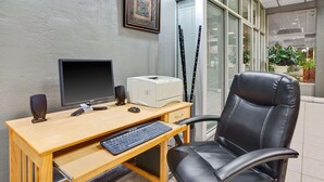 Business centre - Super 8 by Wyndham Norman (Norman)