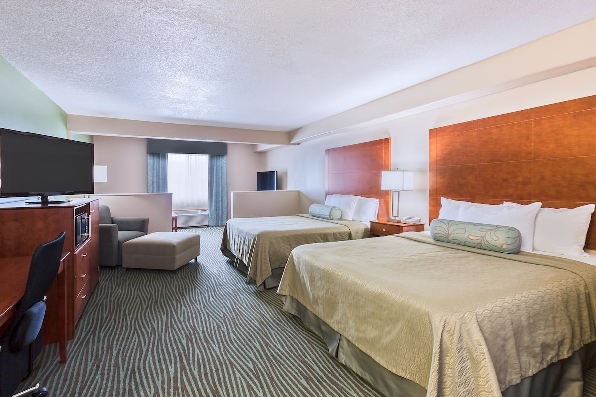 suite, 2 queen beds, non smoking | desk, blackout curtains, soundproofing, iron/ironing board