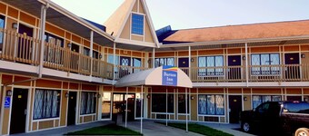 Burton Inn & Suites