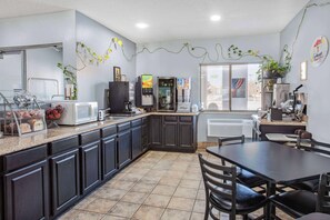 含每日歐陸早餐