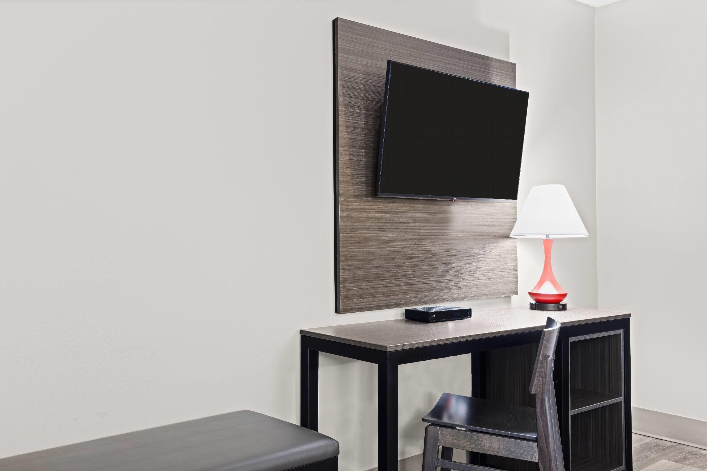 Suite estudio, 1 cama King size, para no fumadores, planta baja | Escritorio, cunas gratuitas, camas extra y wifi gratis 