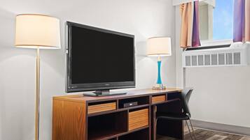 Studio Suite, 2 Queen Beds, Non Smoking (Second Floor) | Desk, free cribs/infant beds, rollaway beds, bed sheets