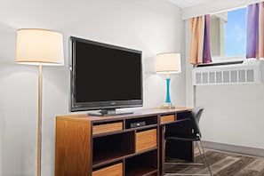 Studio Suite, 2 Queen Beds, Non Smoking (Second Floor)