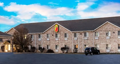 Super 8 by Wyndham Remington