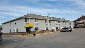 Exterior - St Paul Inn (St Paul)