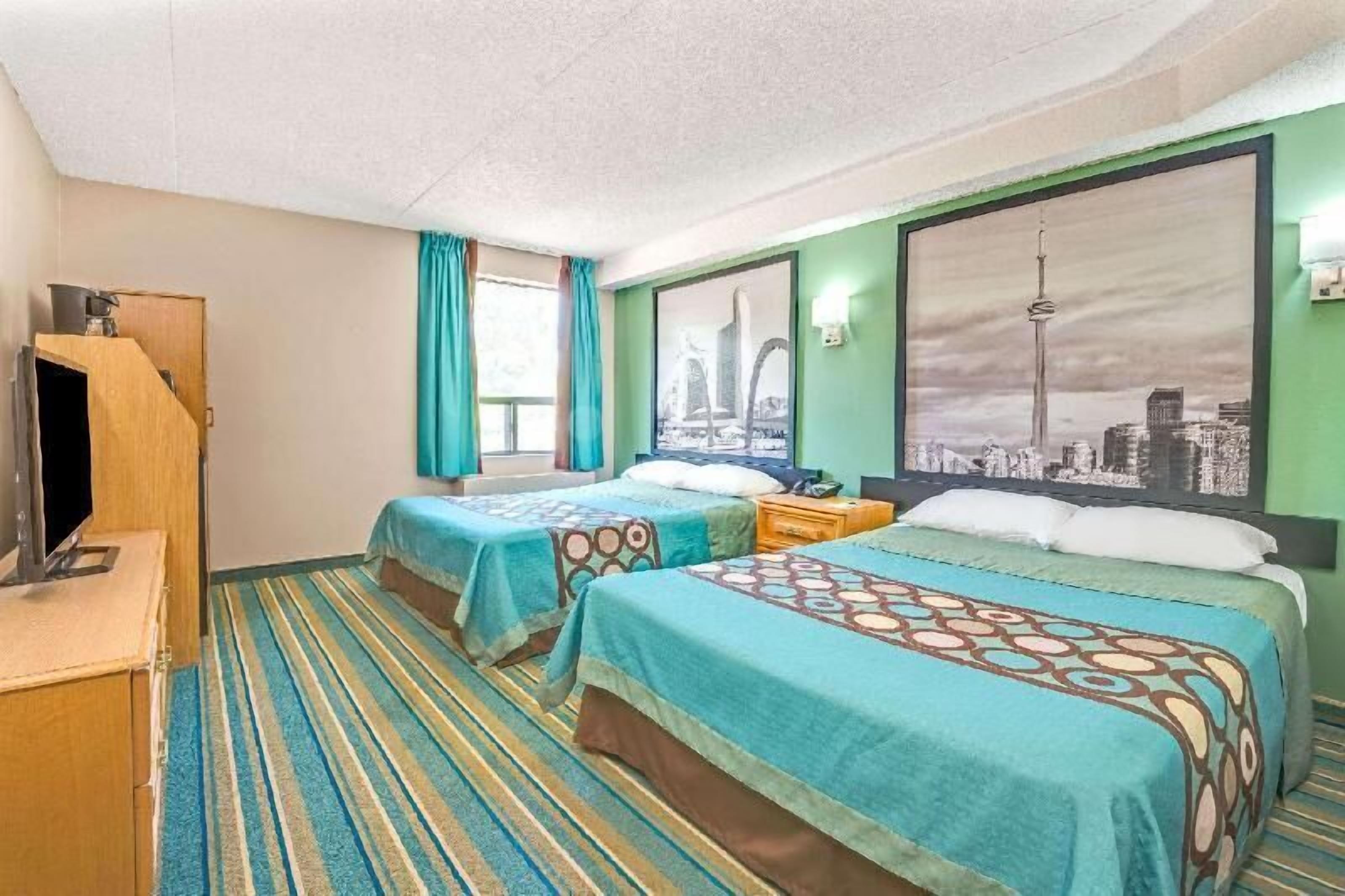 Pillowtop beds, desk, laptop workspace, blackout drapes