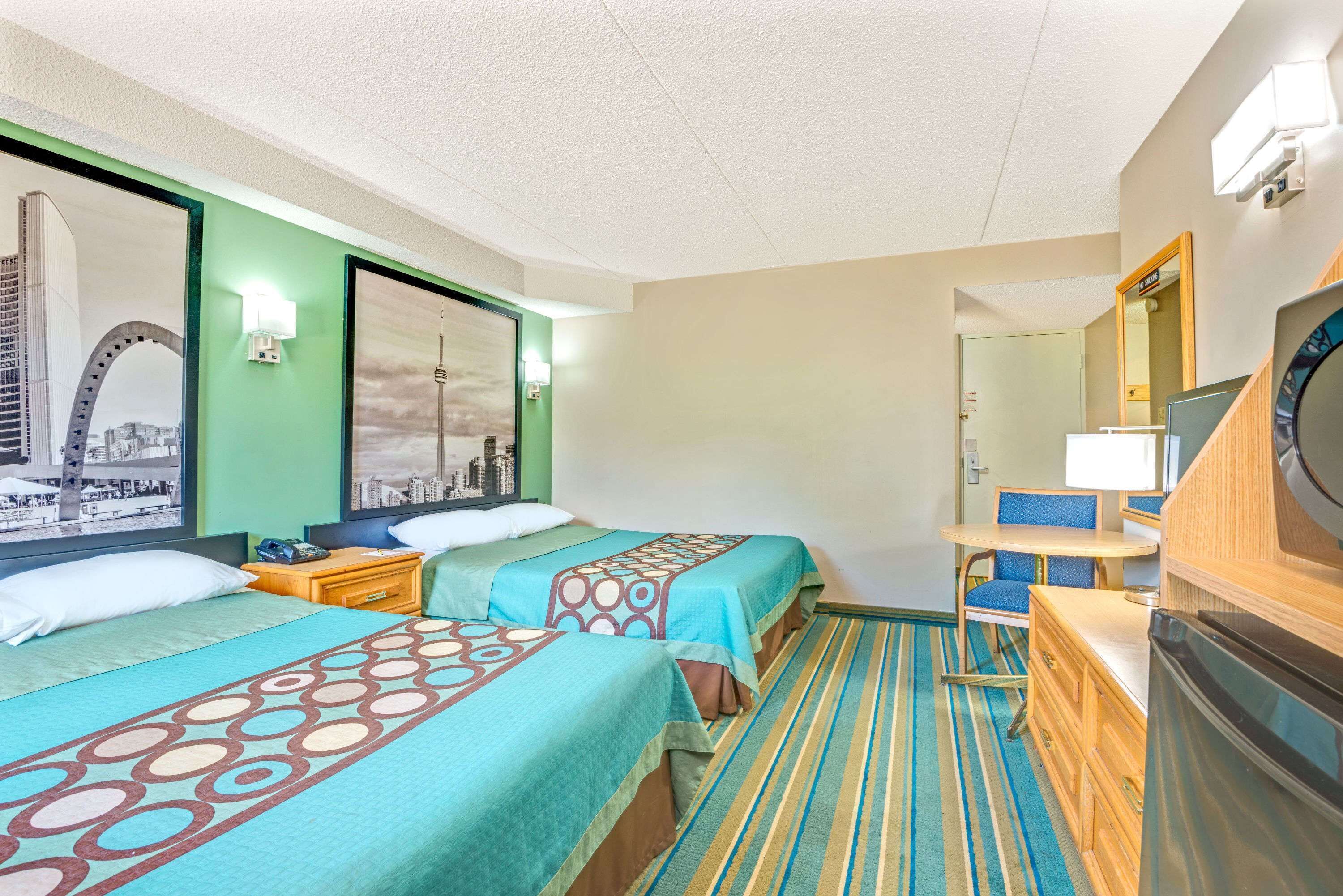 Foto - Super 8 by Wyndham Toronto East ON