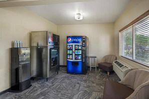 Unclassified image, 4 of 50, button - Best Western Plus The Four Corners Inn (Farmington)