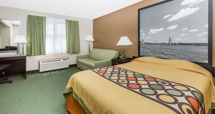 Super 8 by Wyndham Jefferson