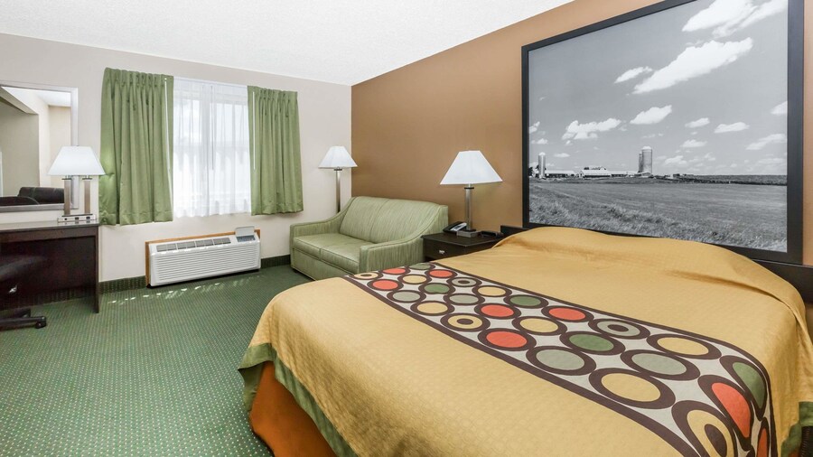 Super 8 by Wyndham Jefferson