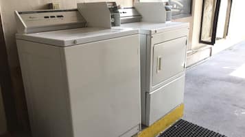 Ruang laundry