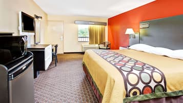 In-room safe, free WiFi, bed sheets