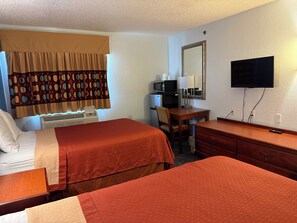 Desk, iron/ironing board, free WiFi, bed sheets