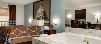 Super 8 by Wyndham Pearl/Jackson/East