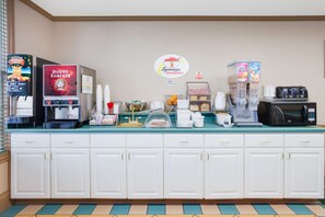 Free daily continental breakfast 