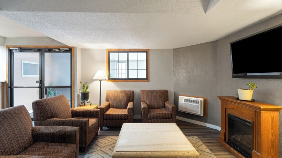 Sauk River Inn & Suites, a Travelodge by Wyndham