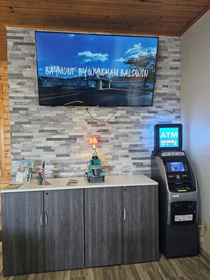 ATM/banking on site