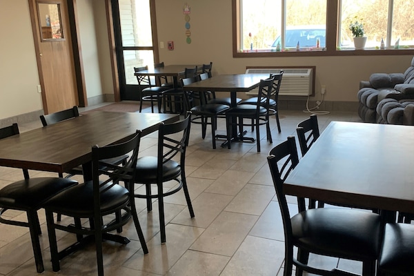 Free continental breakfast