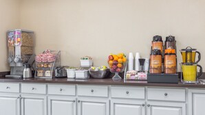 Frokost på farten er inkludert hver dag