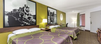 Super 8 by Wyndham Gainesville