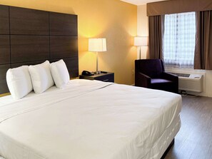 Wifi gratis, ropa de cama y despertador 