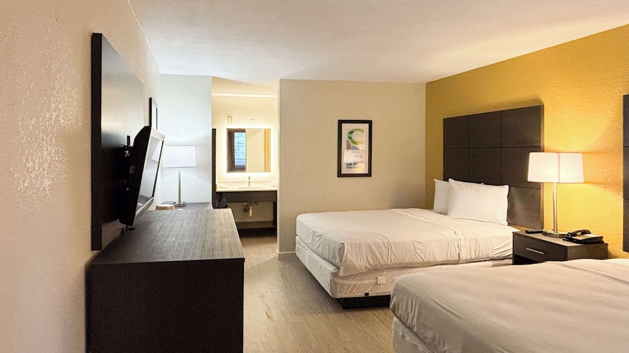 Motel 6 Charlotte, NC - Northlake