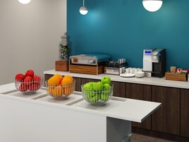 Desayuno para llevar gratuito y diario