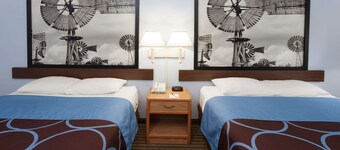 Super 8 by Wyndham Huntington
