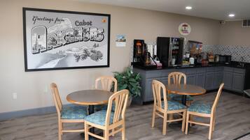 Free daily continental breakfast