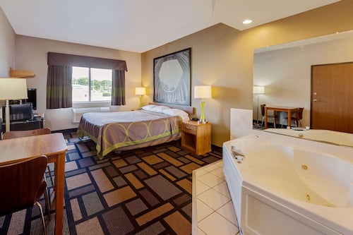 In-room safe, desk, iron/ironing board, cribs/infant beds