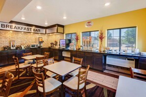Free daily on-the-go breakfast - Super 8 by Wyndham Akron S/Green/Uniontown OH (Uniontown)