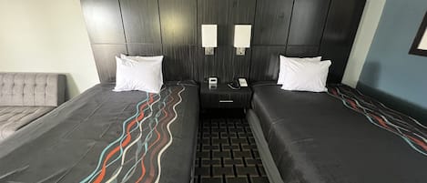 Soundproofing, free WiFi, bed sheets