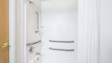 Standard Room, 1 Queen Bed, Accessible, Non Smoking (Mobility Accessible) | Bathroom | Free toiletries, towels