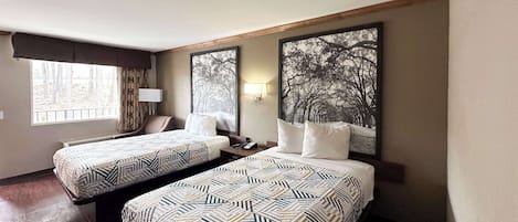 Iron/ironing board, free WiFi, bed sheets