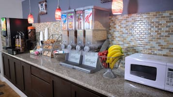 Free daily continental breakfast