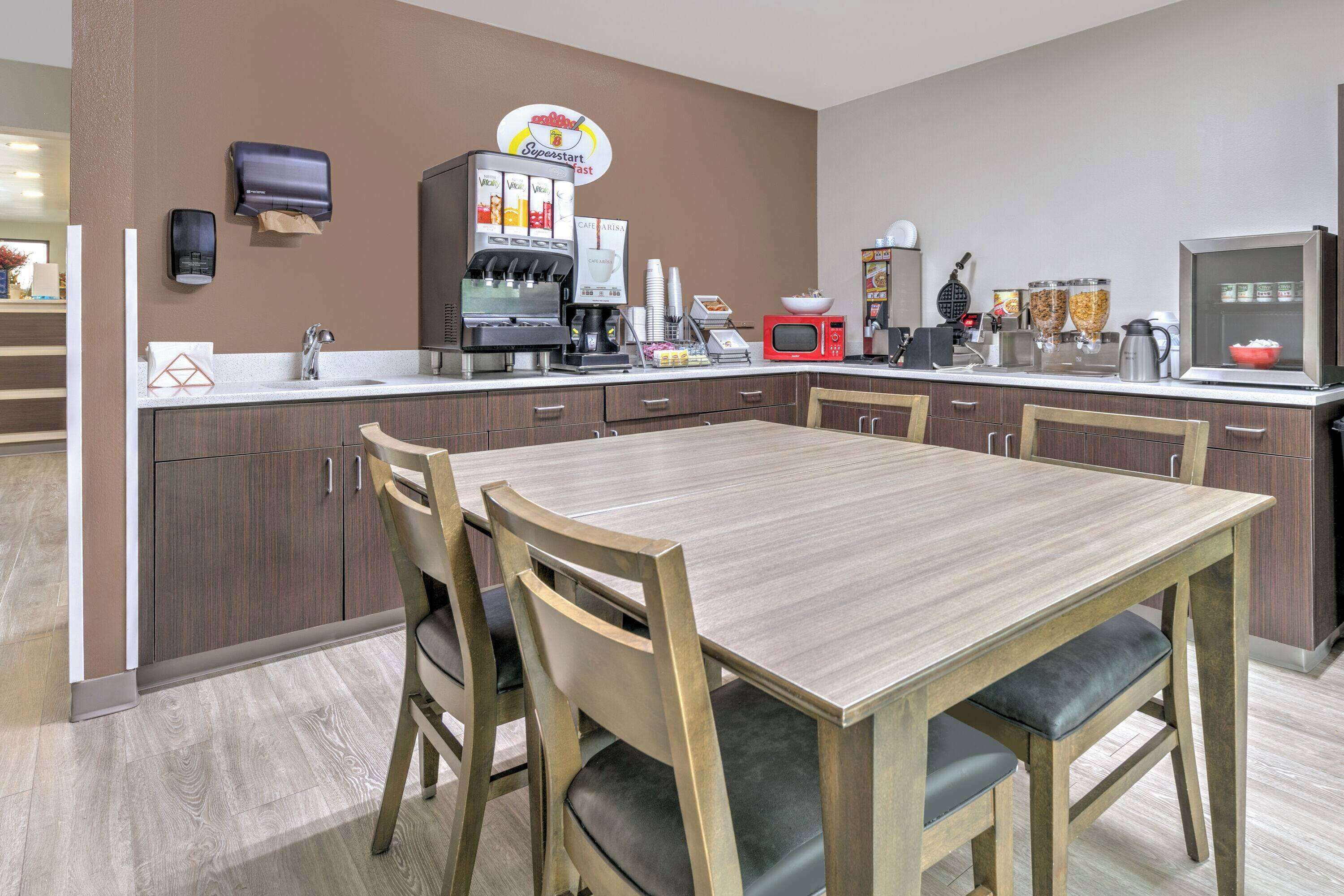 Free daily on-the-go breakfast 