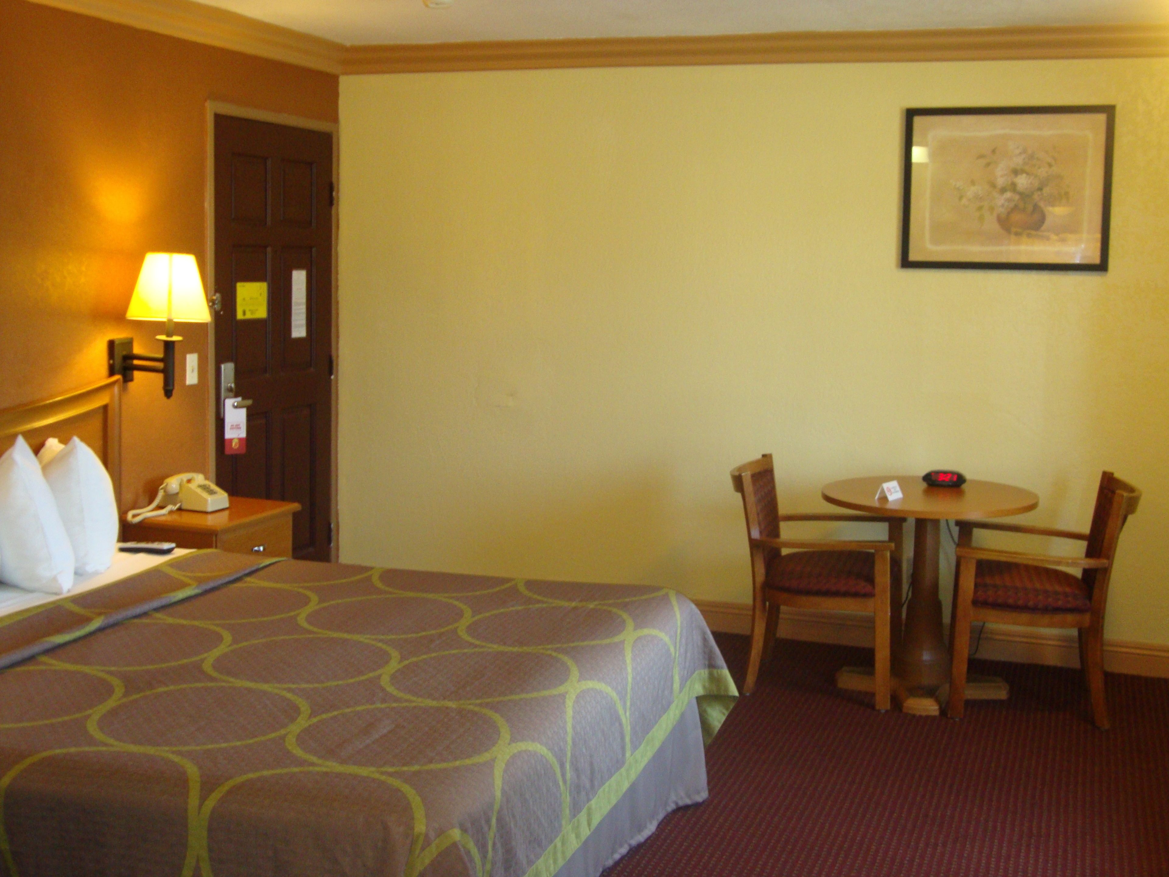 Foto - Super 8 by Wyndham Azusa