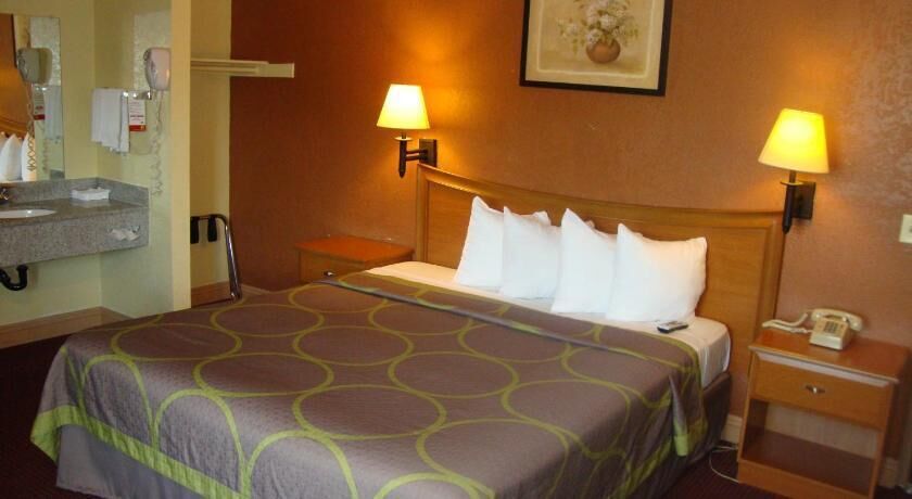 Iron/ironing board, rollaway beds, free WiFi, bed sheets
