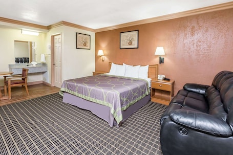 Room, 1 Double Bed, Smoking, Microwave | Iron/ironing board, rollaway beds, free WiFi, bed sheets