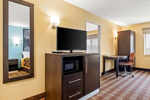 Suite, Multiple Beds, Non Smoking (Two-Bedroom)