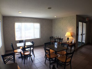 Breakfast area