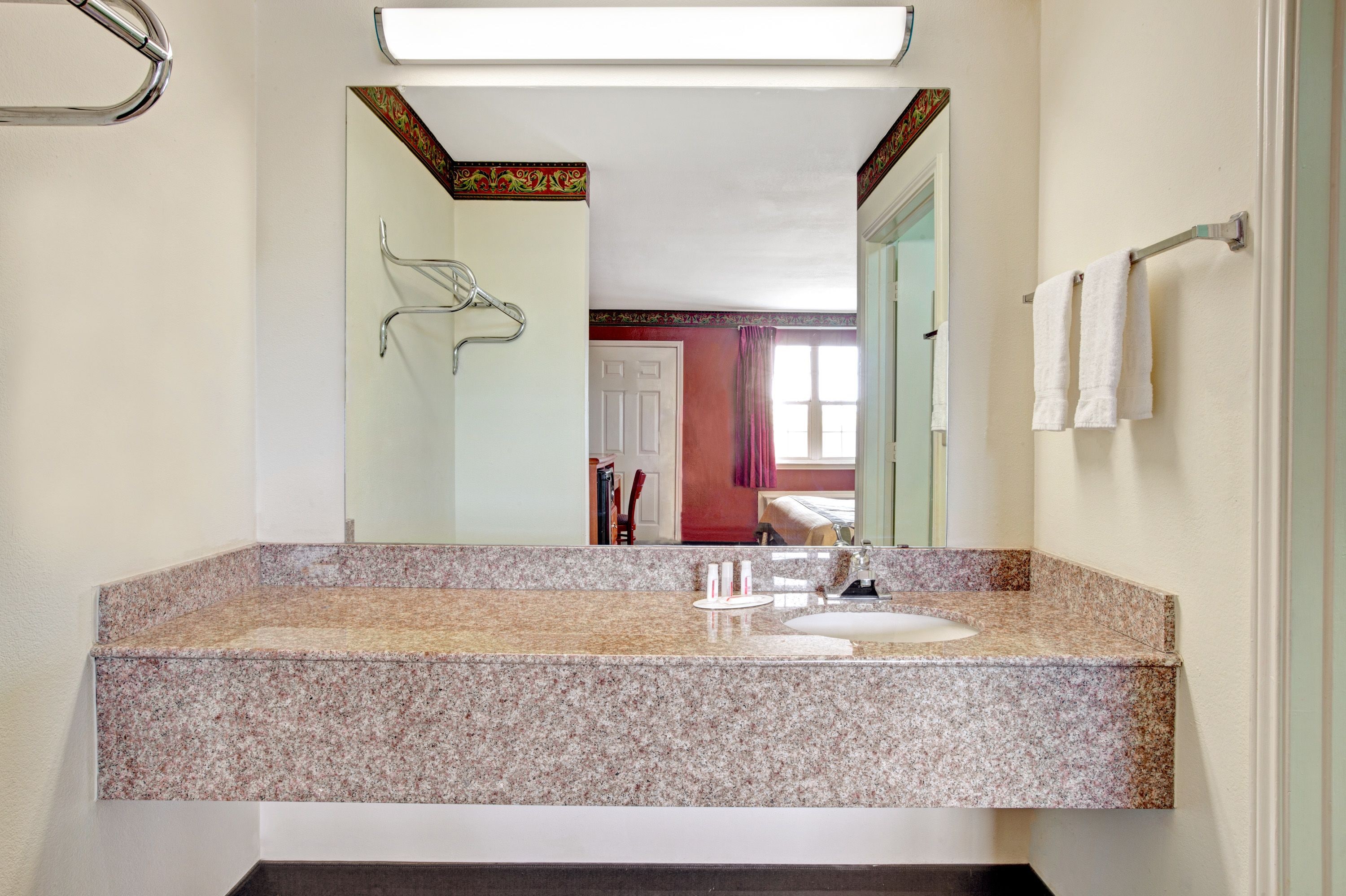 Bathroom sink