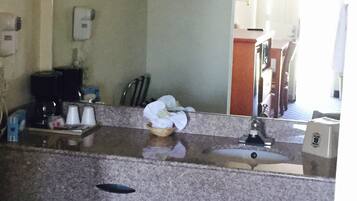 Combined shower/tub, deep soaking tub, free toiletries, hair dryer