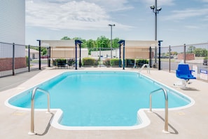 Seasonal outdoor pool