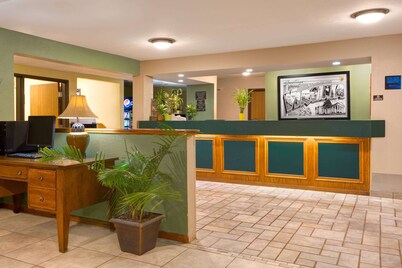 Super 8 by Wyndham Lynchburg VA