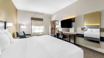 Room, 1 King Bed, Accessible, Non Smoking | Premium bedding, down comforters, blackout drapes, iron/ironing board