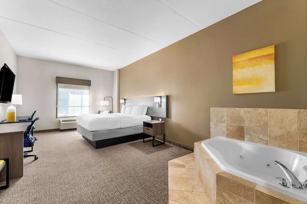 Suite, 1 King Bed