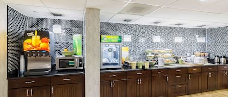 Colazione a buffet inclusa, servita tutte le mattine